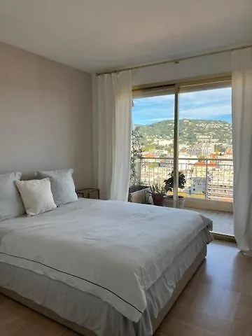 Celeste Cannes Centre 700M Du Palais Des Festivals 0*,  프랑스